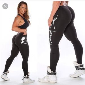 Celestial bodiez black scrunch booty leggings